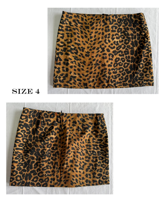 Leopard mini skirt