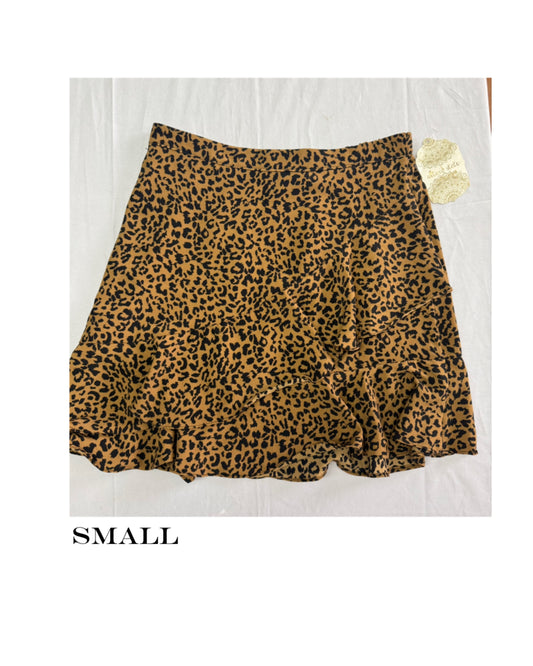 Leopard skirt