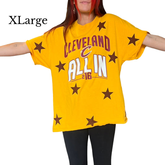 All In Cavs Star tee